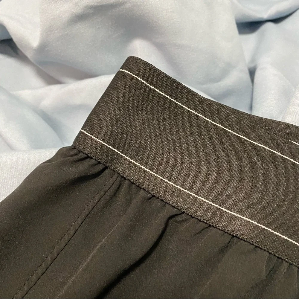ALO Yoga sleek comfortable